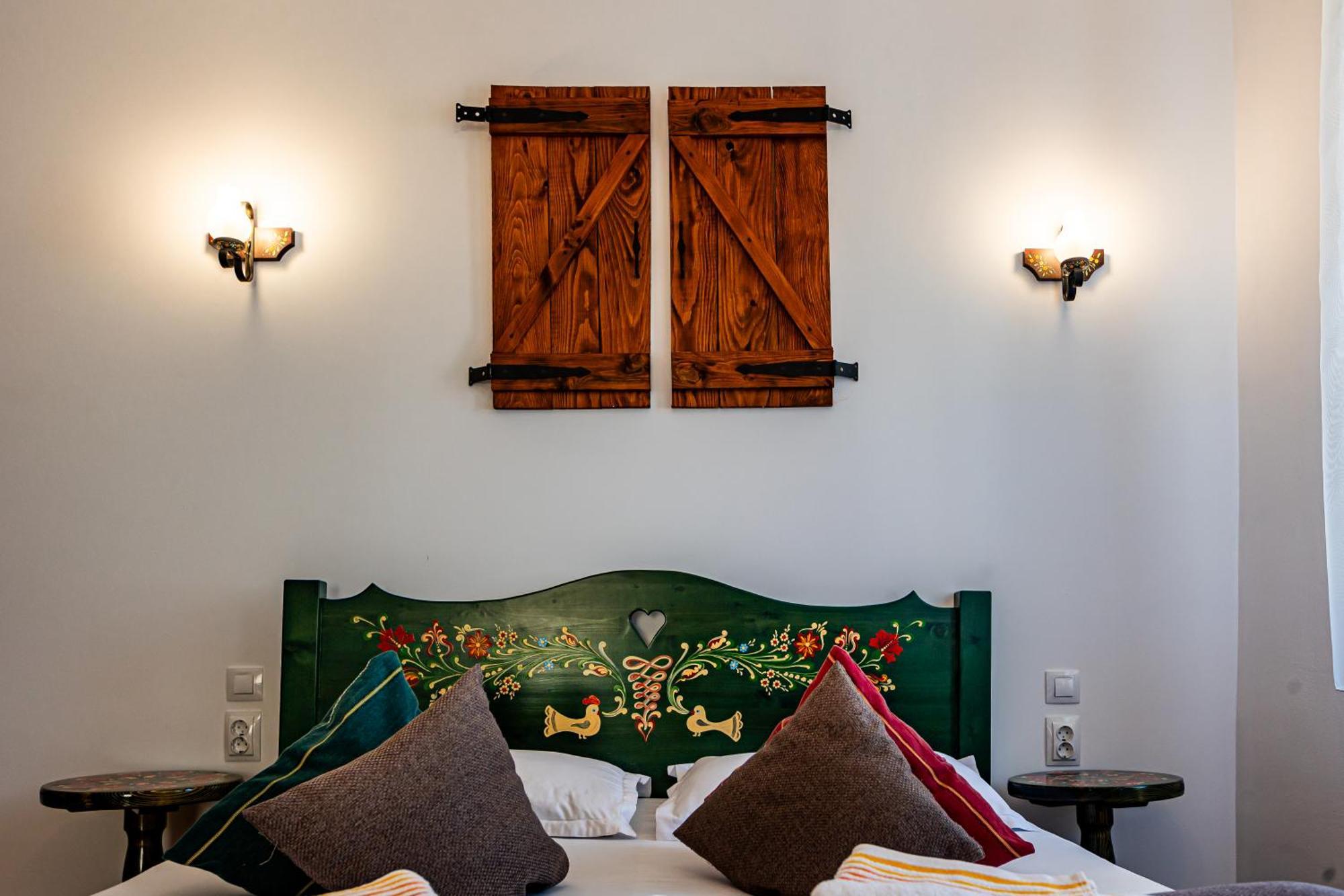 Casa Cu Usi - House Of Doors Hotel Sighisoara Exterior photo